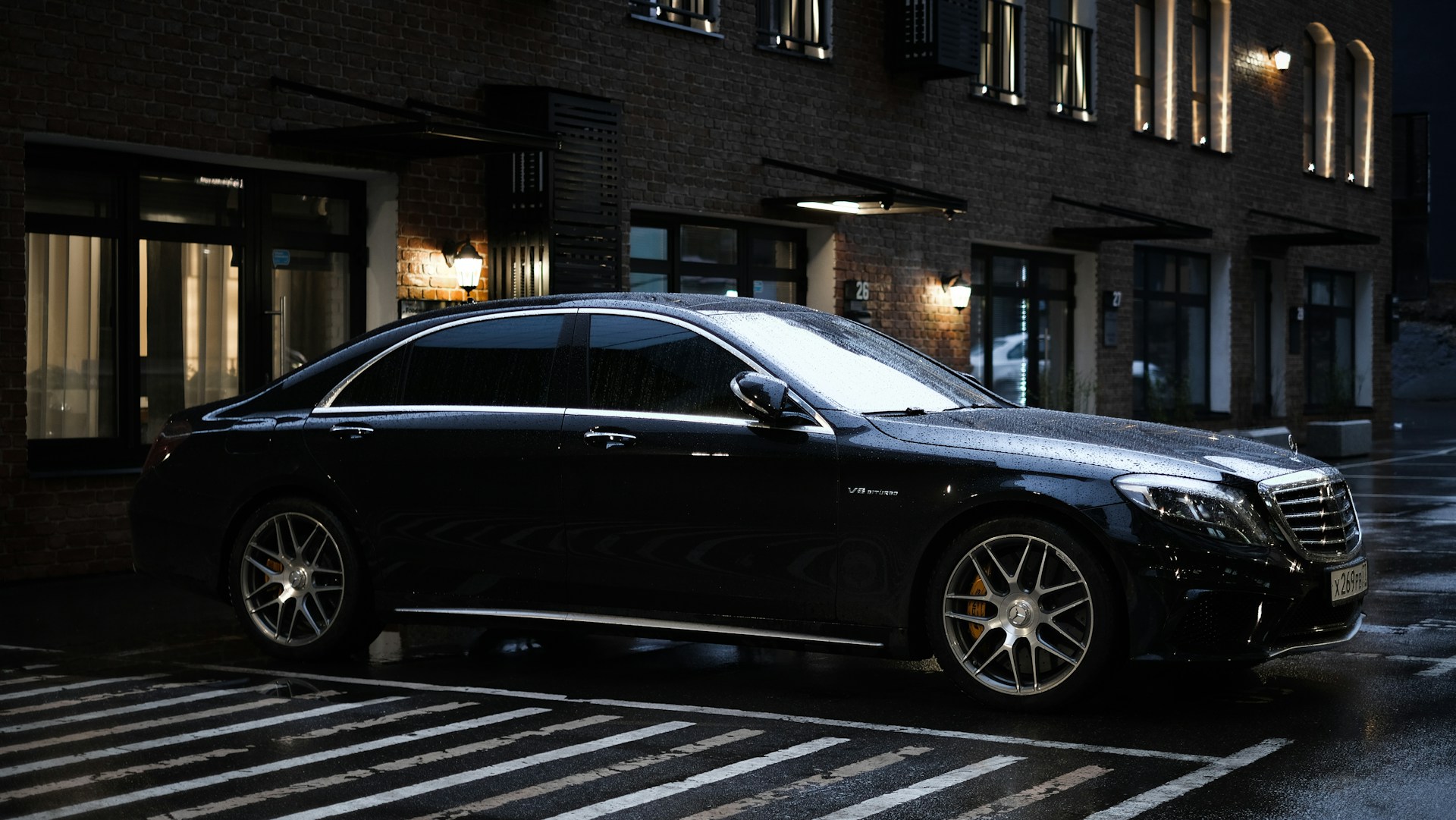 Mercedes-Benz S-Class